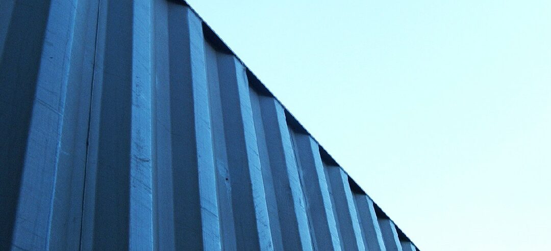 blue-freight-container-1543845-2